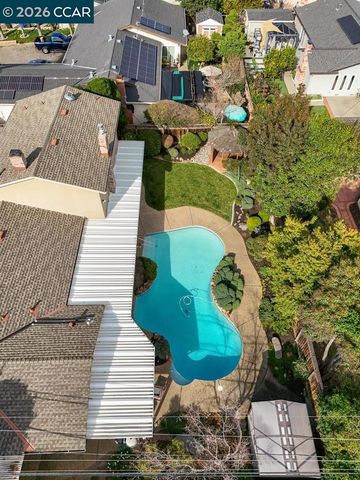 1560 Ayers Rd, Concord, CA 94521