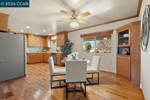 1560 Ayers Rd, Concord, CA 94521