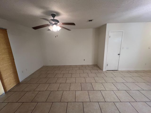 115 Hughes Street D4, Fort Walton Beach, FL 32548