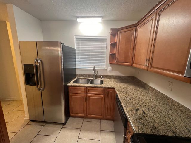 115 Hughes Street D4, Fort Walton Beach, FL 32548