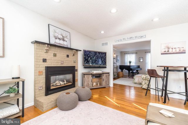 3979 LANDISVILLE RD, Doylestown, PA 18902