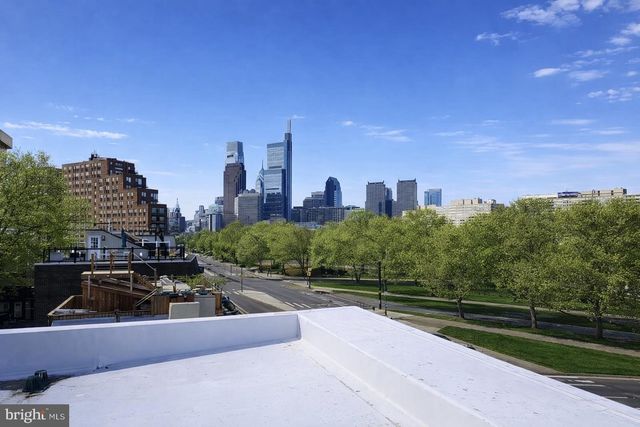 2341 PENNSYLVANIA AVE, Philadelphia, PA 19130