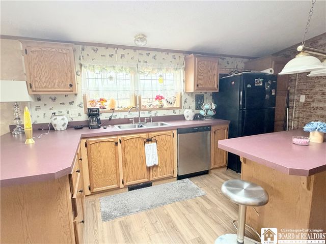 3200 Clymer Sherman Road, Sherman, NY 14781