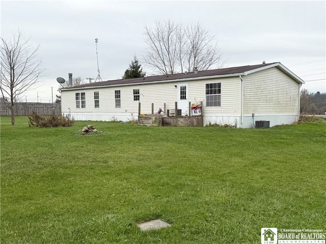 3200 Clymer Sherman Road, Sherman, NY 14781