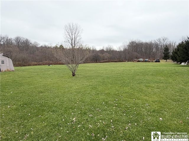 3200 Clymer Sherman Road, Sherman, NY 14781