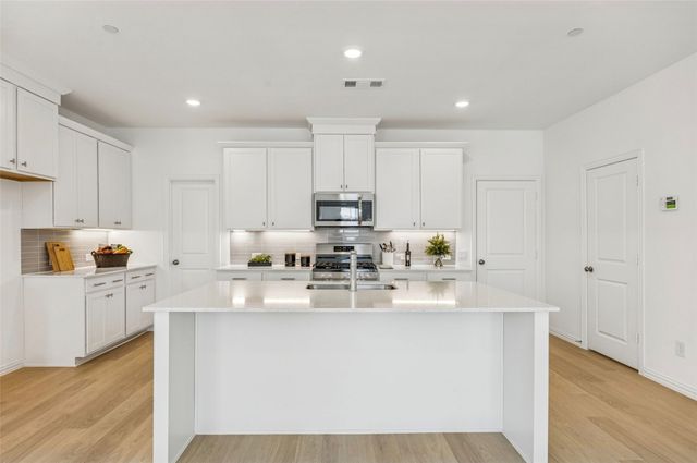 4800 Lunker Street, Mckinney, TX 75071