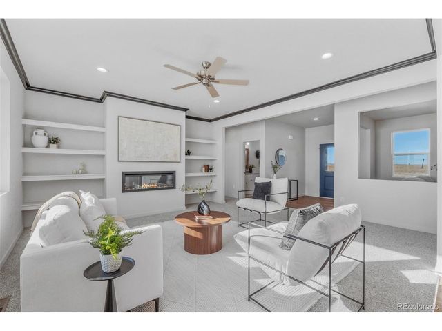 1438 N Moonbeam Dr, Pueblo West, CO 81007