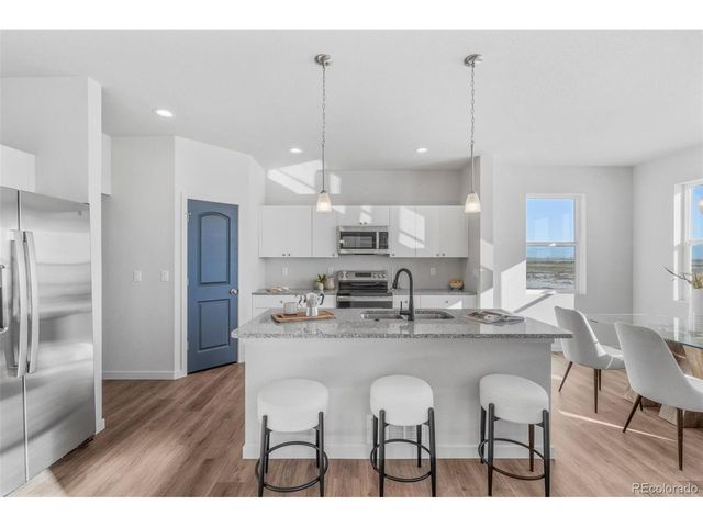 1438 N Moonbeam Dr, Pueblo West, CO 81007