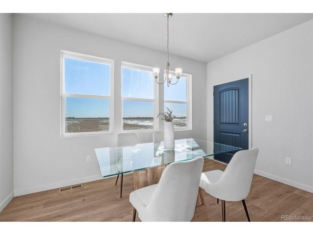 1438 N Moonbeam Dr, Pueblo West, CO 81007