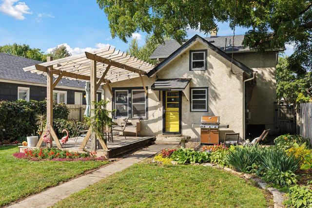 3209 Pleasant Avenue, Minneapolis, MN 55408