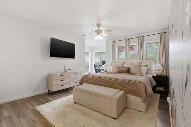 10566 High Hollows Drive 254, Dallas, TX 75230