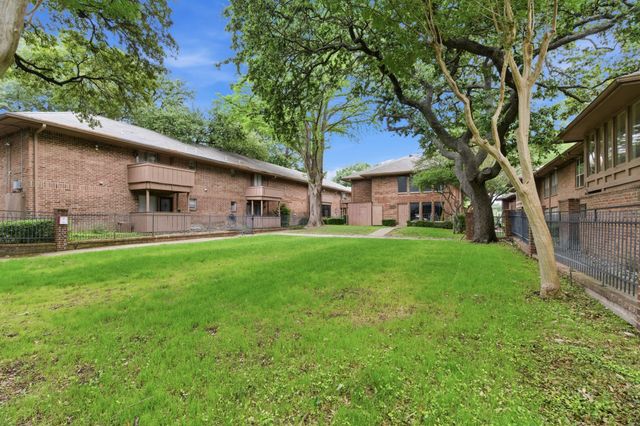 10566 High Hollows Drive 254, Dallas, TX 75230