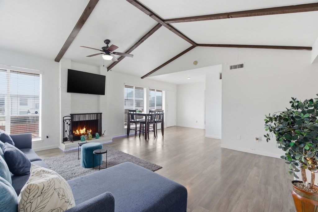 10566 High Hollows Drive 254, Dallas, TX 75230