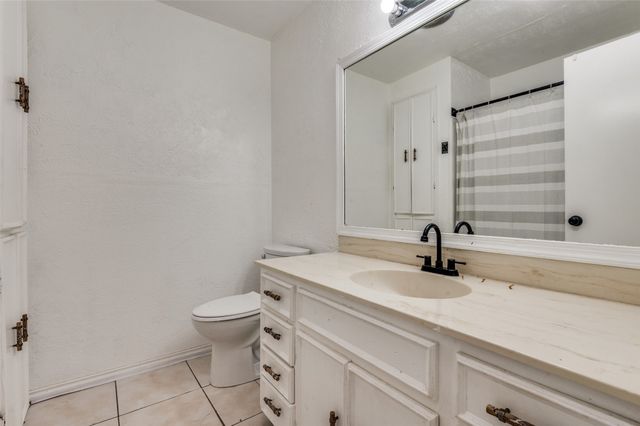 501 Sunrise Drive, Waxahachie, TX 75165