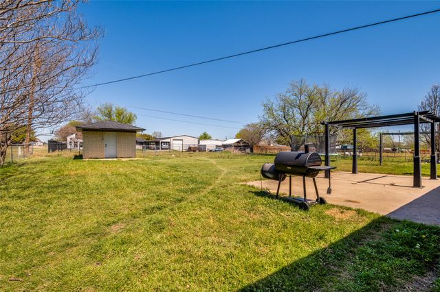 501 Sunrise Drive, Waxahachie, TX 75165