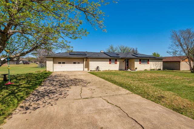 501 Sunrise Drive, Waxahachie, TX 75165