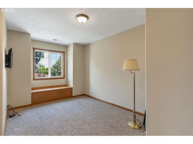 2734 CINDERCONE Ct Se, Salem, OR 97306