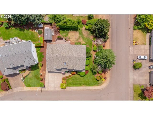 2734 CINDERCONE Ct Se, Salem, OR 97306