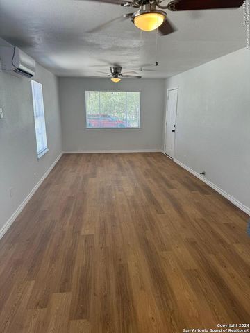 1727 ESCALON AVE, San Antonio, TX 78221