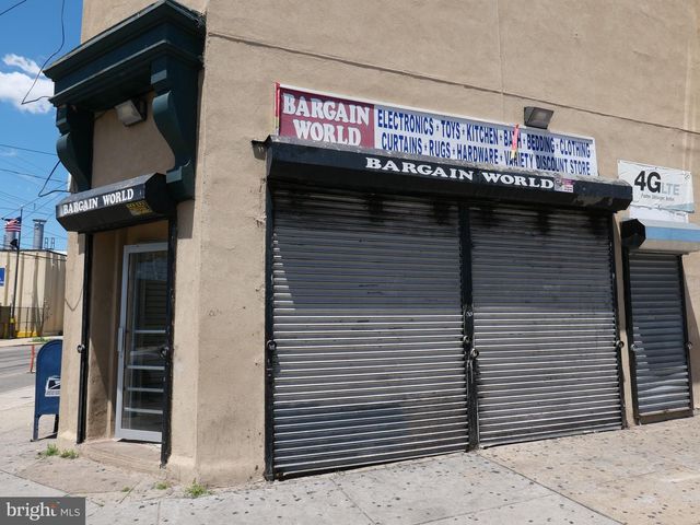 4839 WOODLAND AVE, Philadelphia, PA 19143