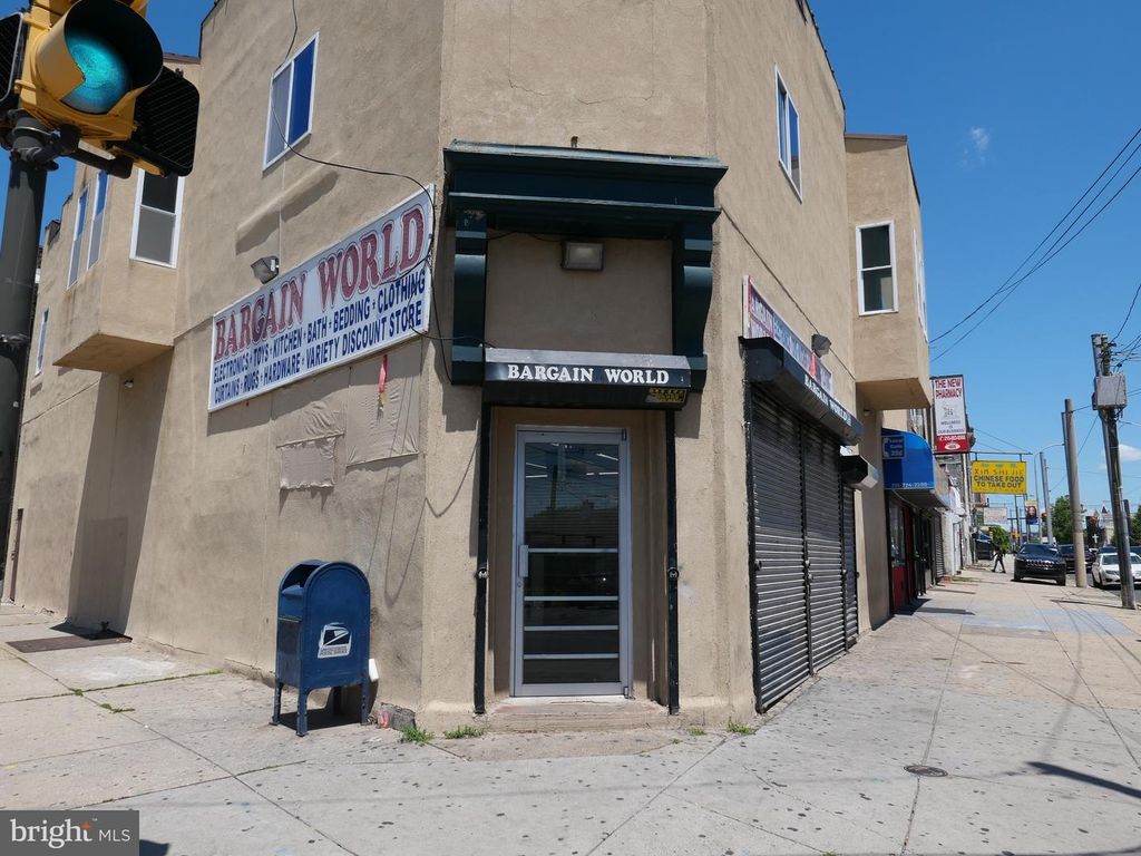 4839 WOODLAND AVE, Philadelphia, PA 19143