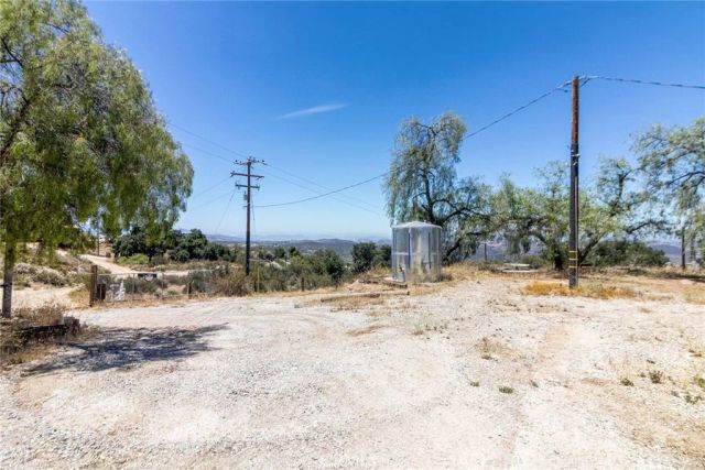 32999 Oak Drive, Hemet, CA 92544
