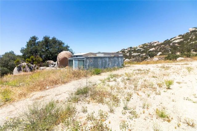 32999 Oak Drive, Hemet, CA 92544