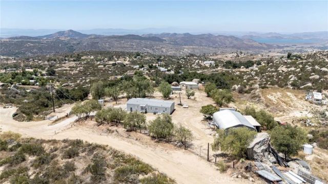32999 Oak Drive, Hemet, CA 92544