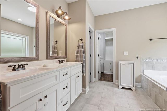 5142 Paul Peel Place, Hope Mills, NC 28348