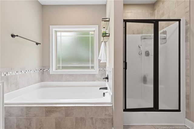 5142 Paul Peel Place, Hope Mills, NC 28348