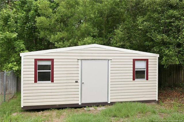 5142 Paul Peel Place, Hope Mills, NC 28348