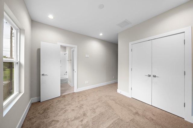 24 Bucan F, Houston, TX 77076