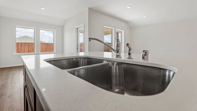 512 Yellow Rose Road, Princeton, TX 75407