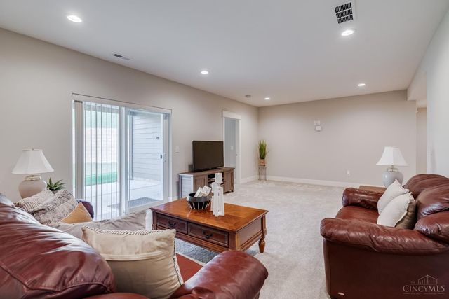 2113 Clough Chase Drive, Anderson Twp, OH 45244