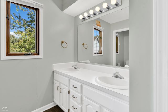 13727 Offutt Drive, Carmel, IN 46032