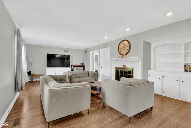 13727 Offutt Drive, Carmel, IN 46032