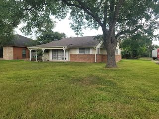 5827 Reed Road, Houston, TX 77033