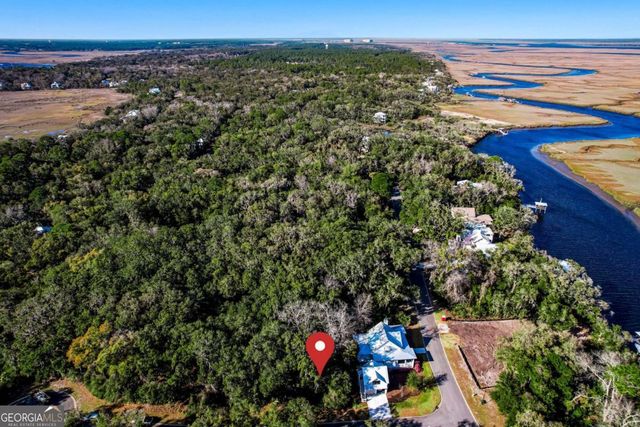 102 Doubloon Court, St. Marys, GA 31558