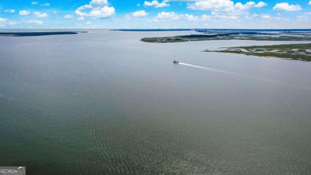 102 Doubloon Court, St. Marys, GA 31558