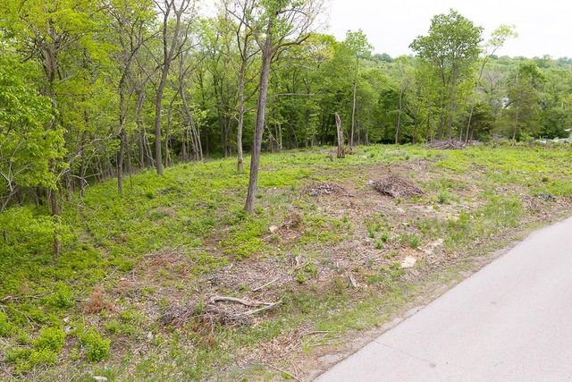 13710 Woodend Road, Bonner Springs, KS 66012