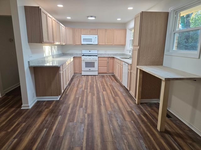 2460 Woodhaven Road, Sumter, SC 29154