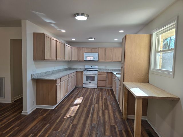 2460 Woodhaven Road, Sumter, SC 29154