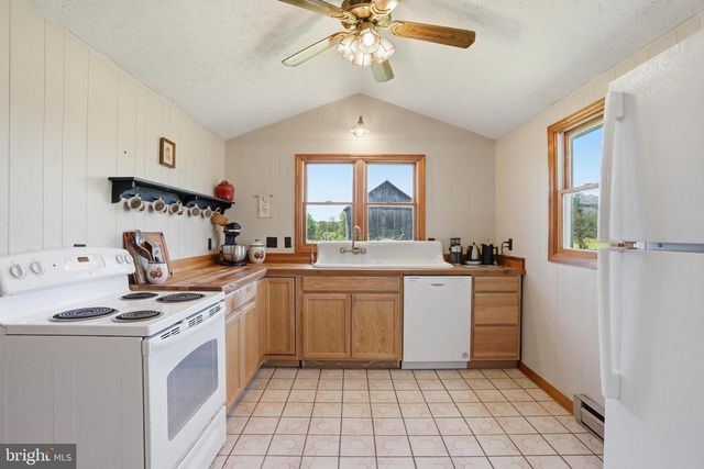 1604 DOUBLE CHURCH ROAD, Stephens City, VA 22655