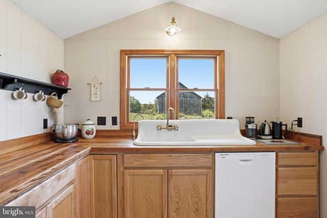 1604 DOUBLE CHURCH ROAD, Stephens City, VA 22655