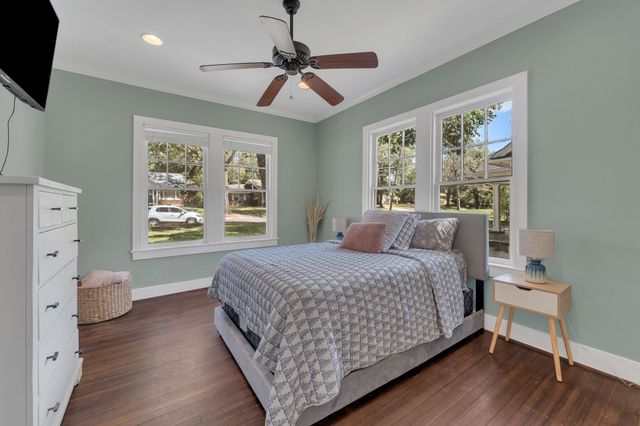 201 Pecan Street, Terrell, TX 75160