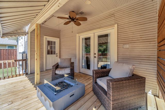 201 Pecan Street, Terrell, TX 75160