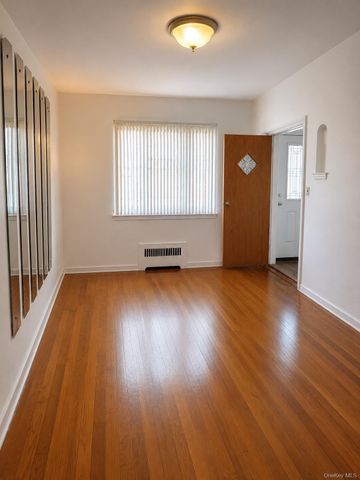 1019 116th Street, College Point, NY 11356