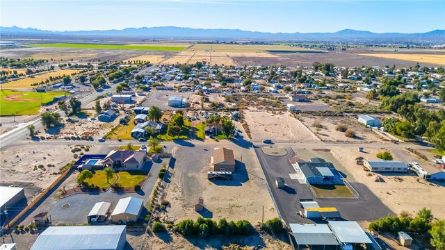 2187 E Pescador Drive, Mohave Valley, AZ 86440