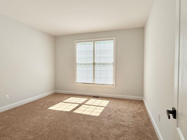 421 HARRISON DR, Hockessin, DE 19707