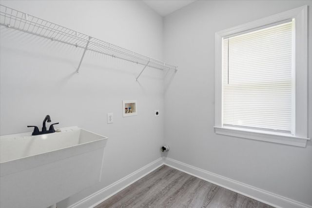 421 HARRISON DR, Hockessin, DE 19707